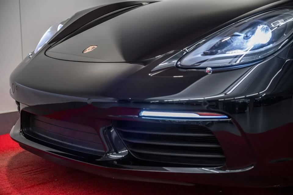 2018 Porsche 718 Cayman - Image 3 of 10