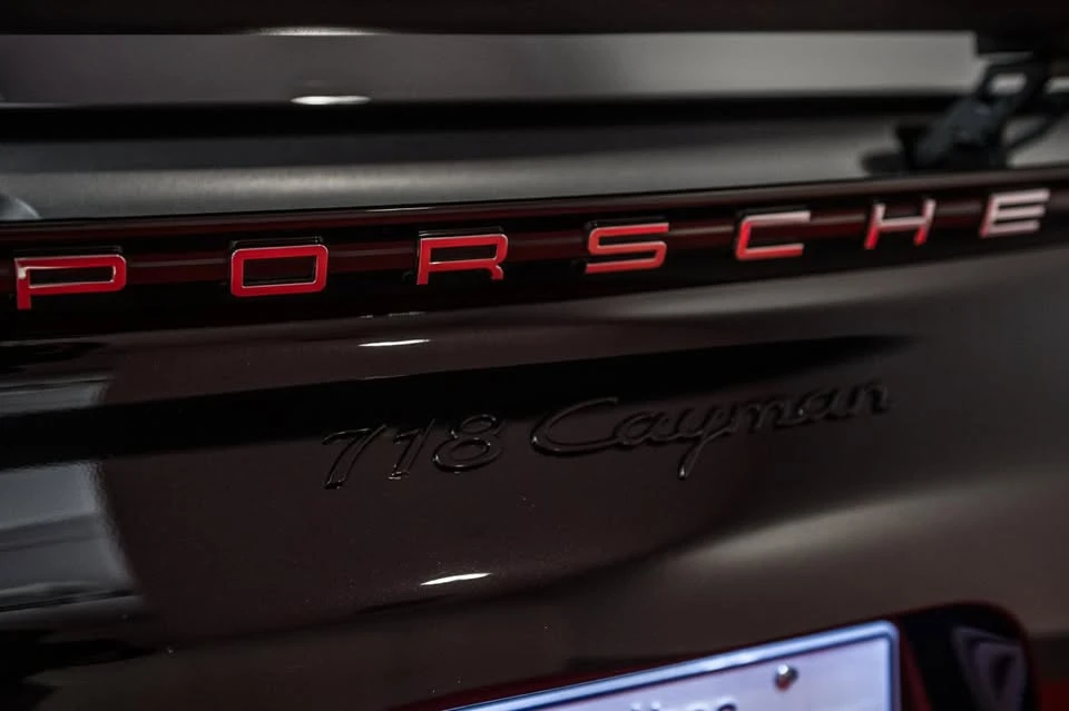 2018 Porsche 718 Cayman - Image 8 of 10