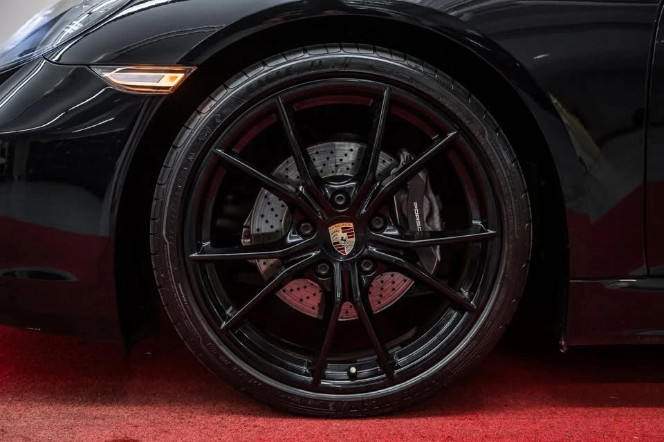 2018 Porsche 718 Cayman - Image 4 of 10