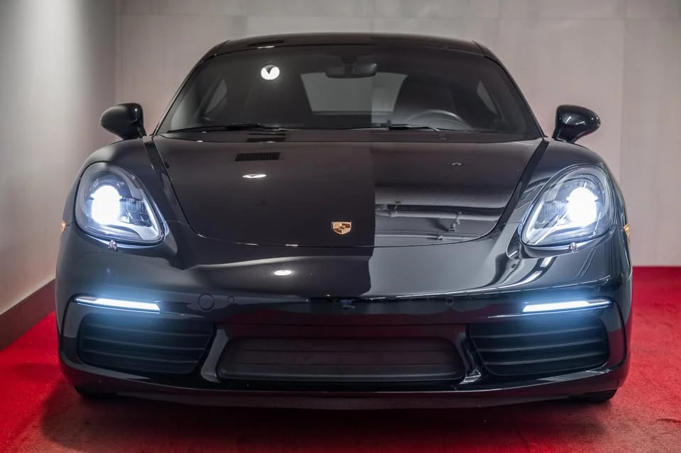 2018 Porsche 718 Cayman - Image 2 of 10