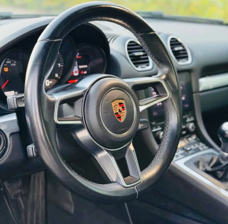 2018 Porsche 718 Cayman - Image 3 of 10