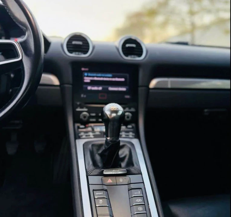 2018 Porsche 718 Cayman - Image 6 of 10