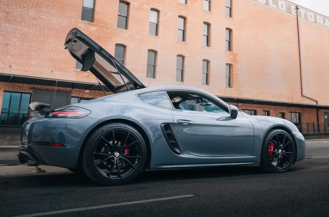 2018 Porsche 718 Cayman - Image 21 of 31