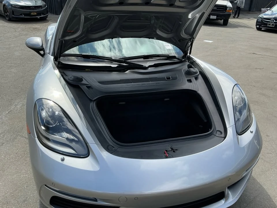 2018 Porsche 718 Cayman - Image 18 of 20