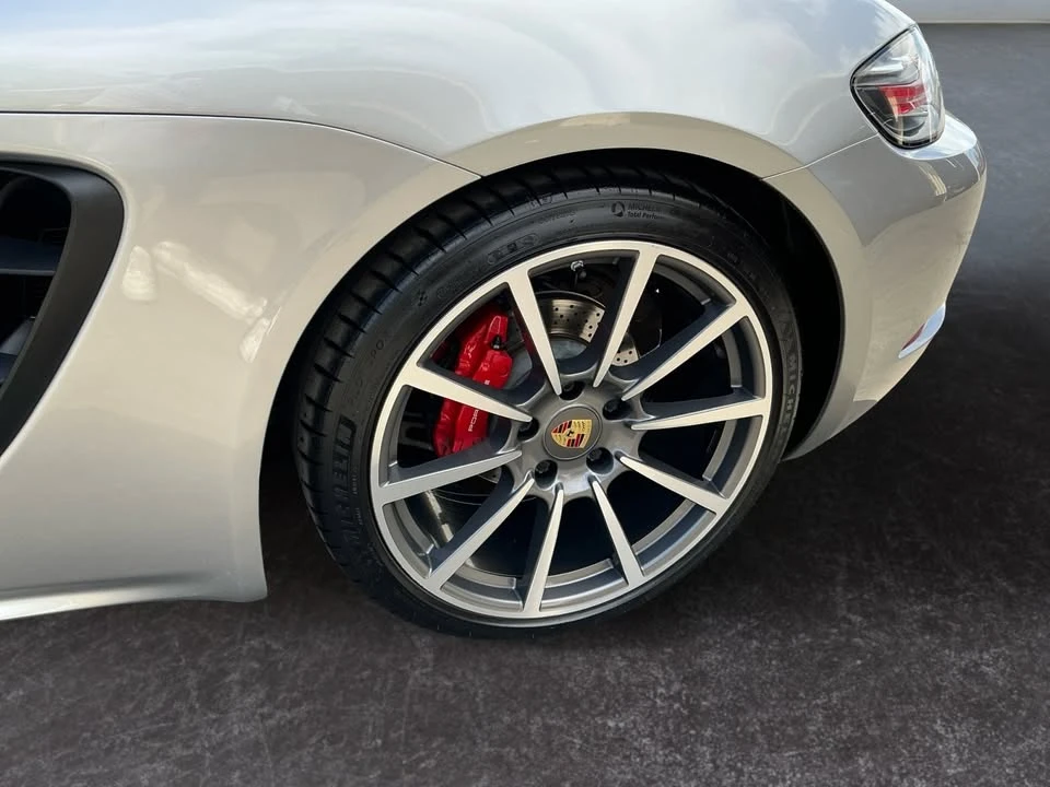 2018 Porsche 718 Cayman - Image 9 of 20