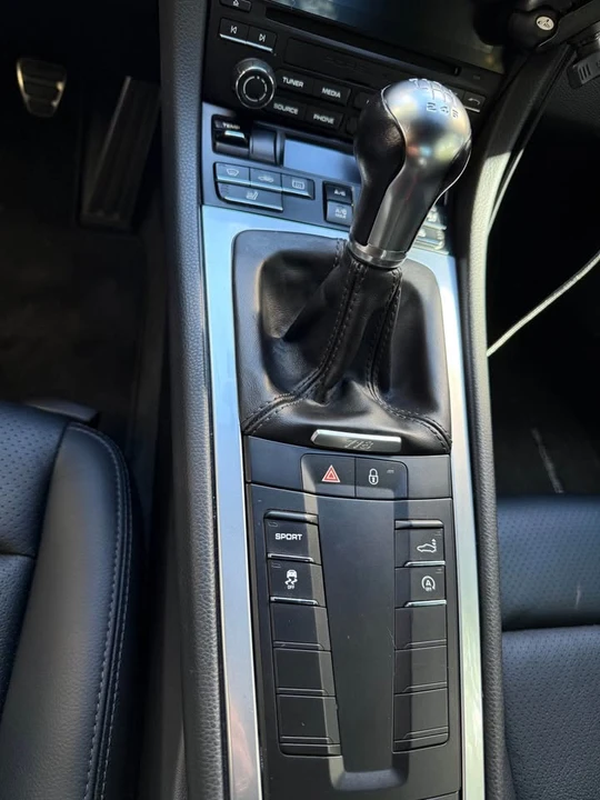 2018 Porsche 718 Cayman - Image 8 of 10