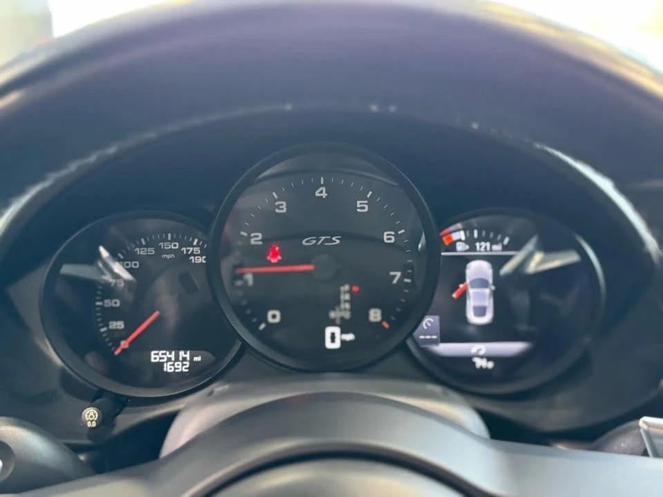 2018 Porsche 718 Cayman - Image 8 of 20