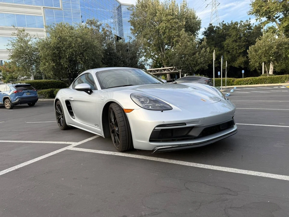 2018 Porsche 718 Cayman - Image 4 of 10