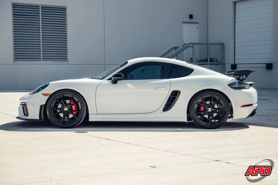 2018 Porsche - Image 12 of 12