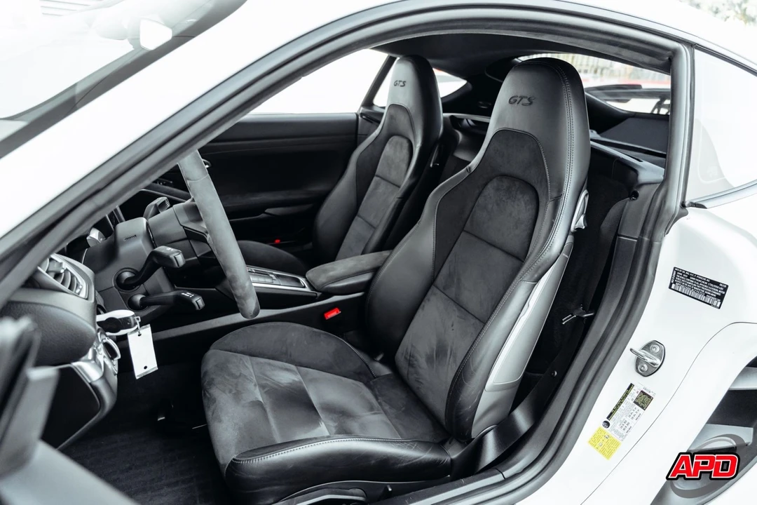 2018 Porsche - Image 5 of 12