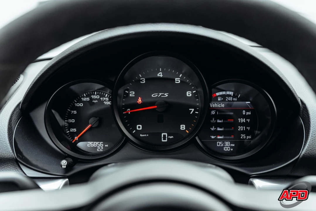 2018 Porsche - Image 10 of 12