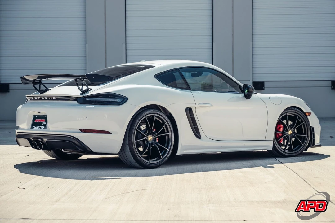 2018 Porsche - Image 4 of 12