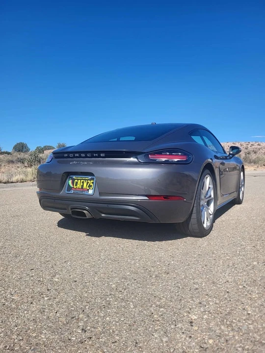 2018 Porsche 718 Cayman - Image 8 of 16