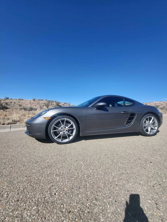 2018 Porsche 718 Cayman - Image 2 of 16