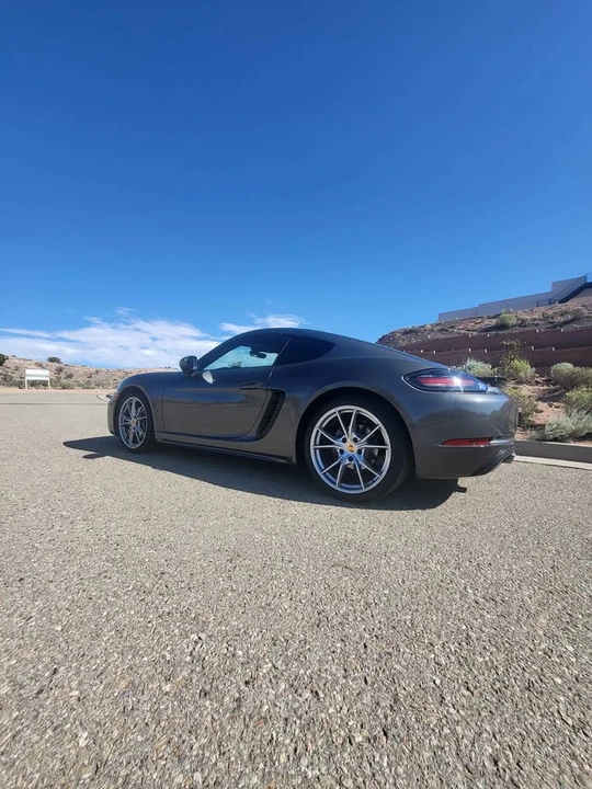 2018 Porsche 718 Cayman - Image 5 of 16
