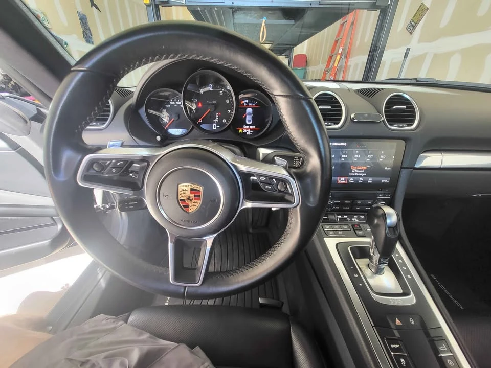 2018 Porsche 718 Cayman - Image 13 of 16