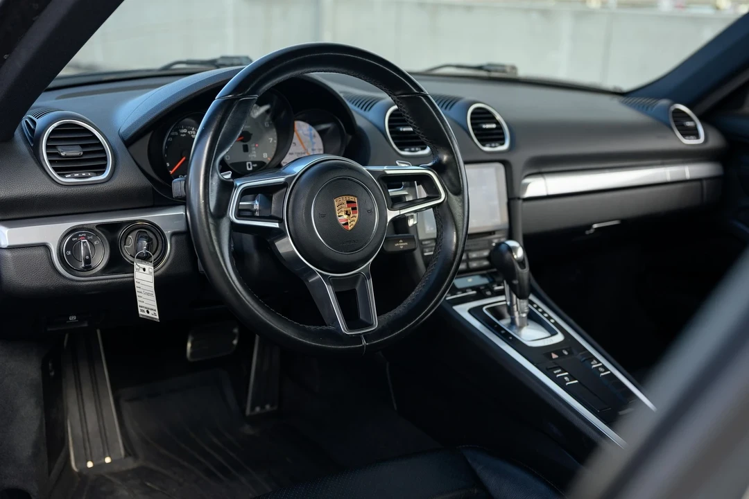 2018 Porsche 718 Boxster S - Image 7 of 21