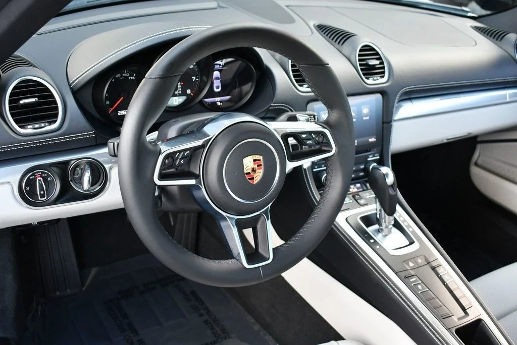 2018 Porsche 718 Cayman - Image 12 of 12