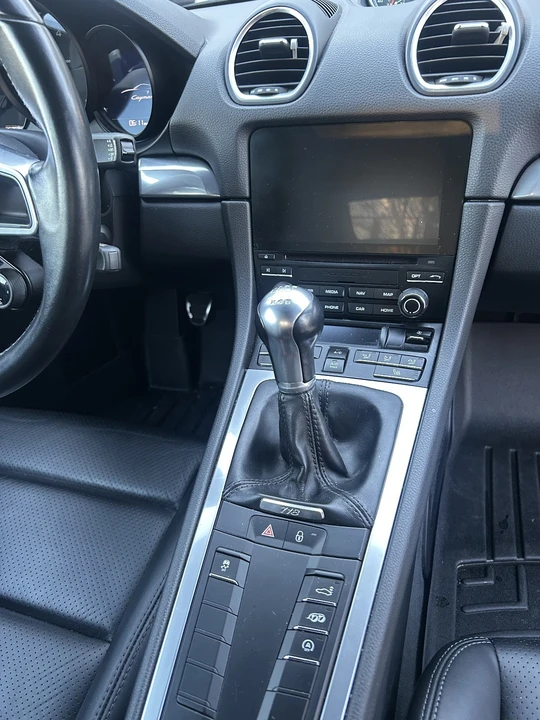 2018 Porsche 718 Cayman - Image 8 of 12