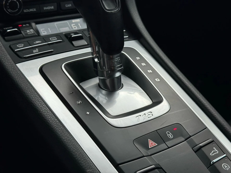 2018 Porsche 718 Cayman - Image 13 of 21