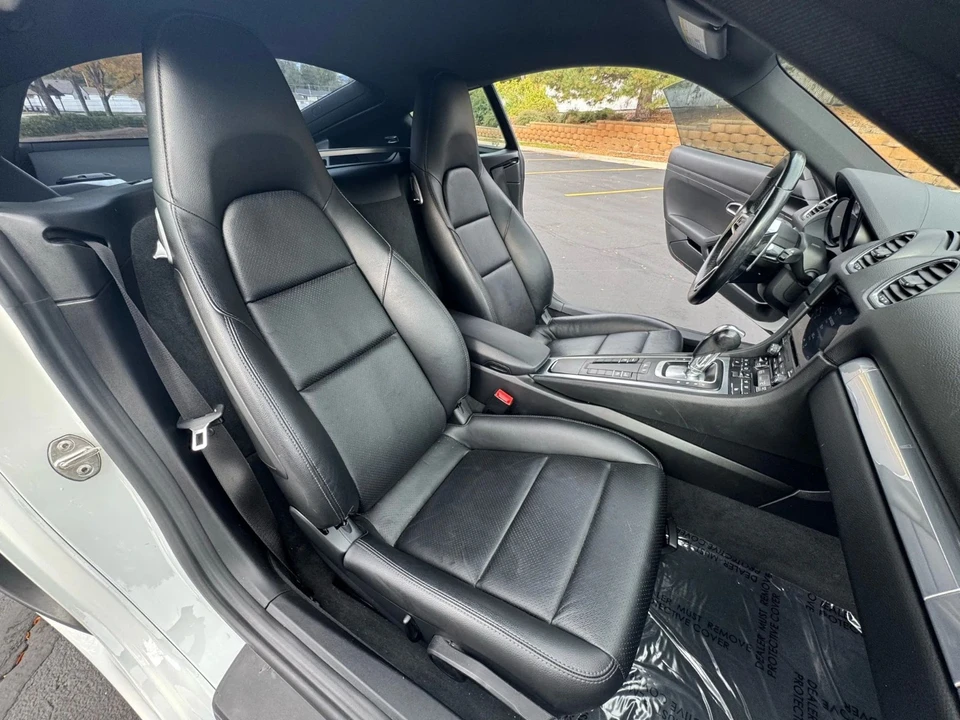 2018 Porsche 718 Cayman - Image 15 of 21