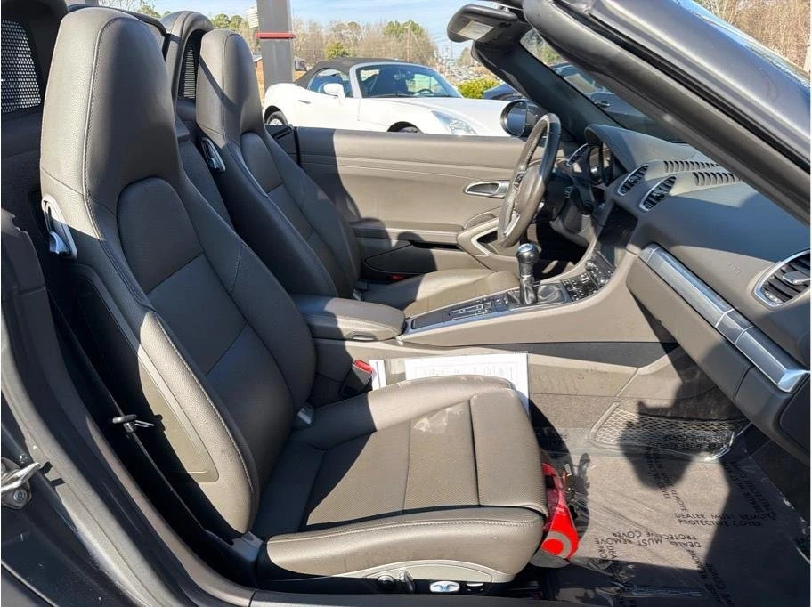 2018 Porsche 718 Boxster - Image 10 of 20