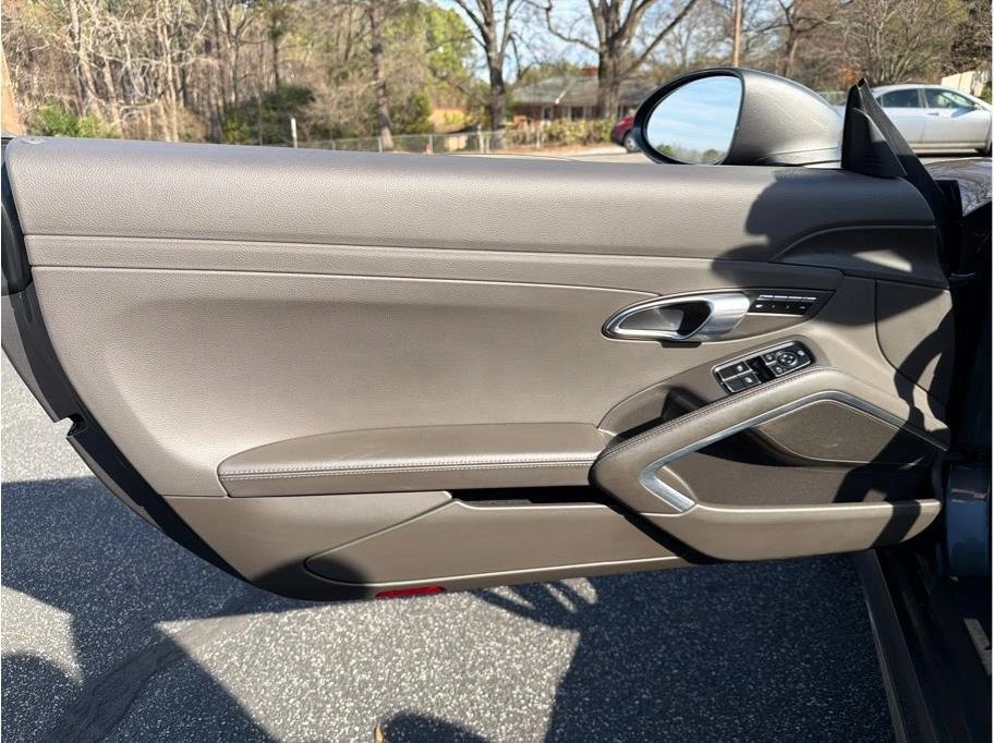 2018 Porsche 718 Boxster - Image 7 of 20