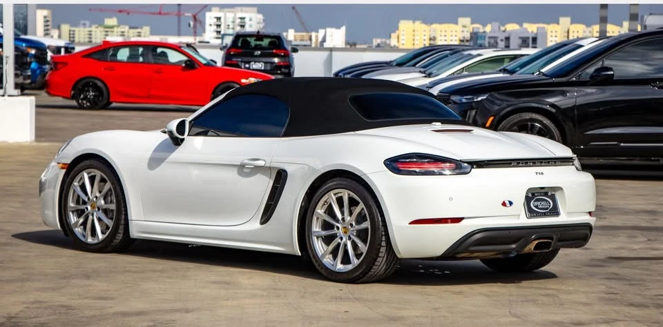 2018 Porsche 718 Boxster - Image 8 of 20
