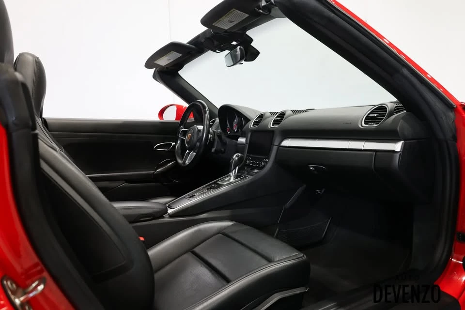2018 Porsche 718 Boxster S - Image 8 of 18