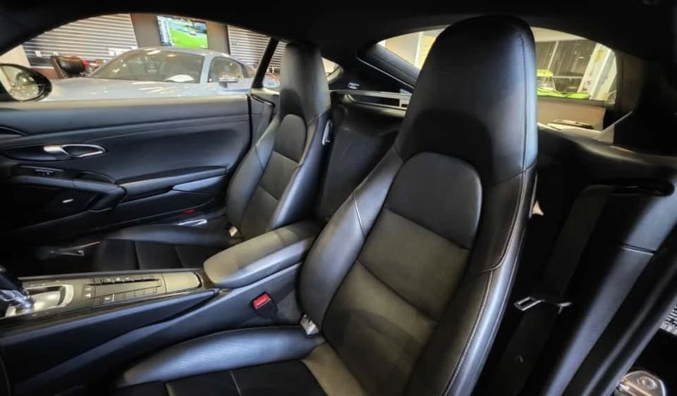 2018 Porsche 718 Cayman - Image 10 of 10