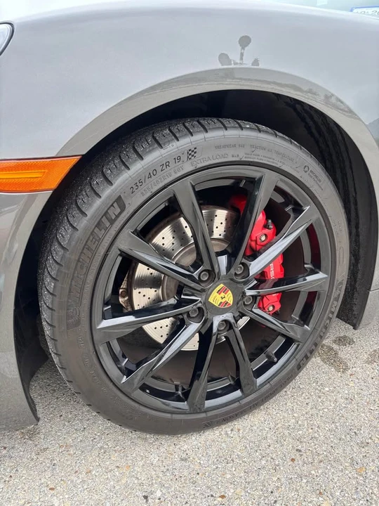 2018 Porsche 718 Cayman - Image 16 of 16