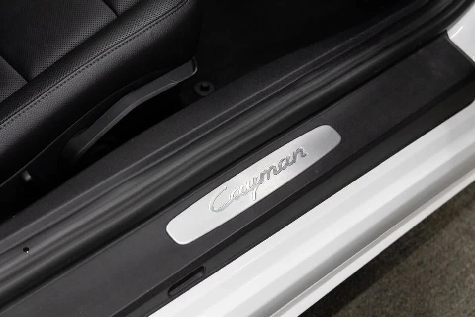 2018 Porsche 718 Cayman - Image 17 of 19