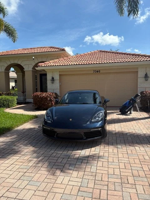 2018 Porsche 718 Cayman - Image 10 of 11