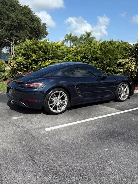 2018 Porsche 718 Cayman - Image 11 of 11
