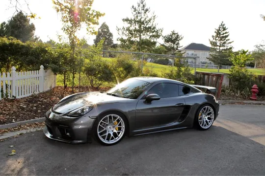 2018 Porsche 718 Cayman Base