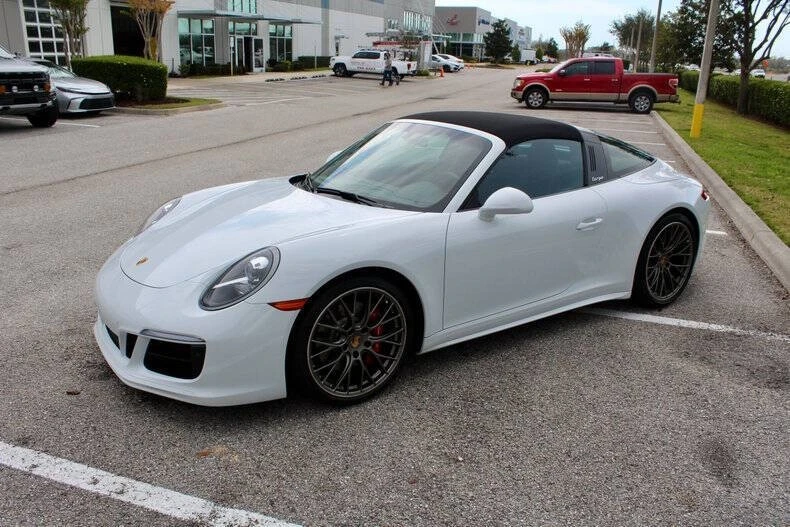 2018 Porsche 991 Carrera - Image 24 of 31