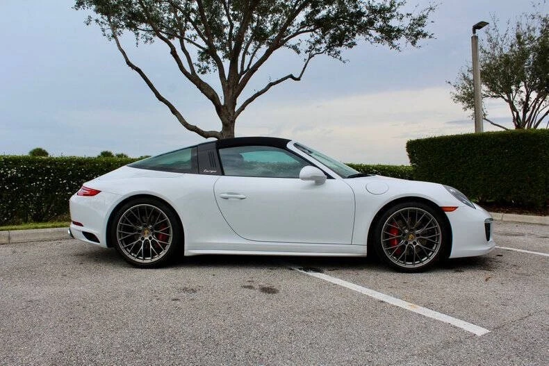 2018 Porsche 991 Carrera - Image 2 of 31