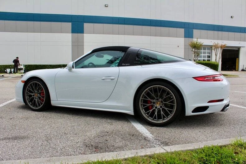 2018 Porsche 991 Carrera - Image 10 of 31