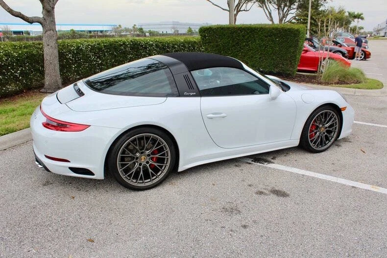2018 Porsche 991 Carrera - Image 17 of 31