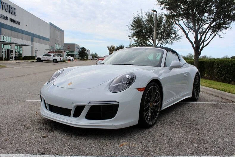 2018 Porsche 991 Targa 4 & 4S - Image 7 of 21