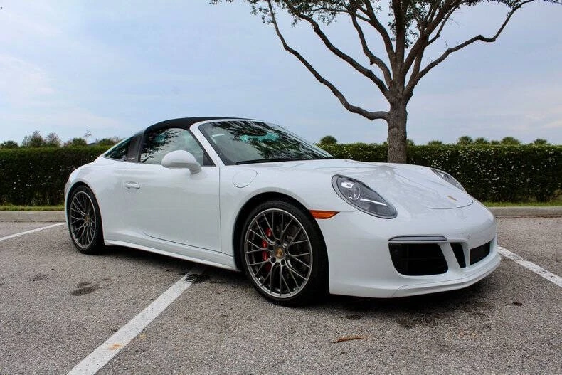 2018 Porsche 991 Targa 4 & 4S - Image 4 of 21
