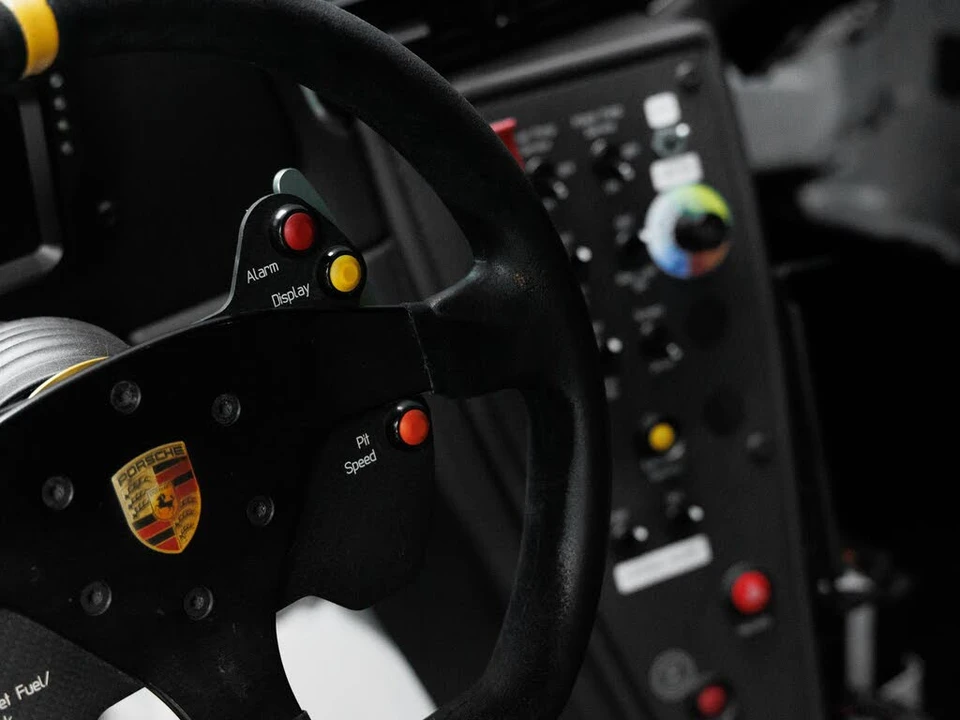 2018 Porsche 991 Carrera - Image 26 of 31