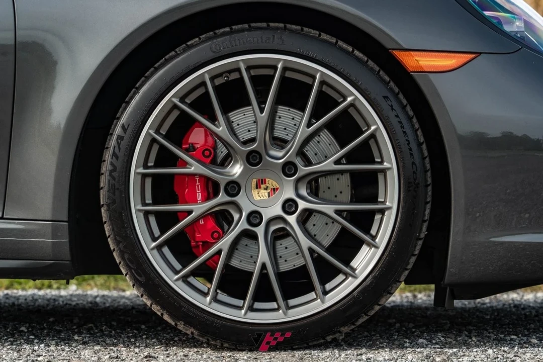 2018 Porsche 991 Carrera 4S - Image 14 of 21