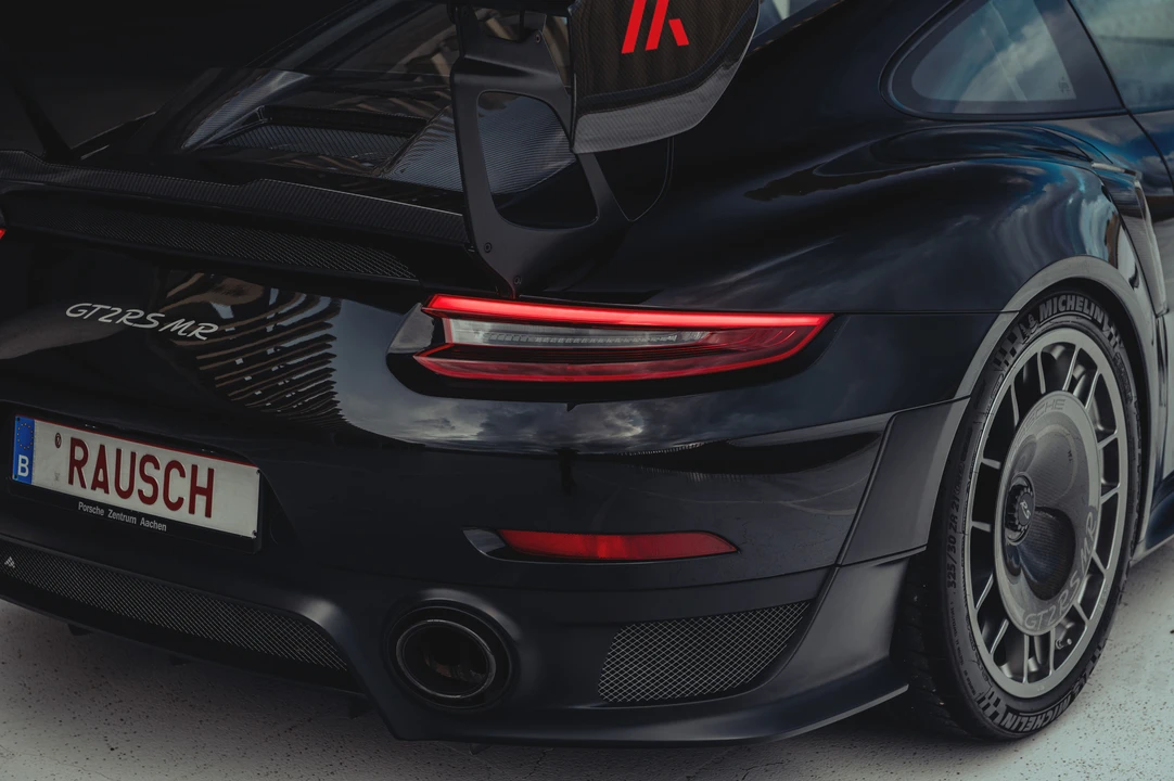 2018 Porsche 991 GT2 RS - Image 26 of 31