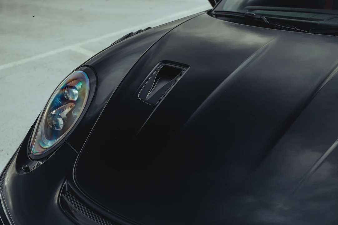 2018 Porsche 991 GT2 RS - Image 21 of 31