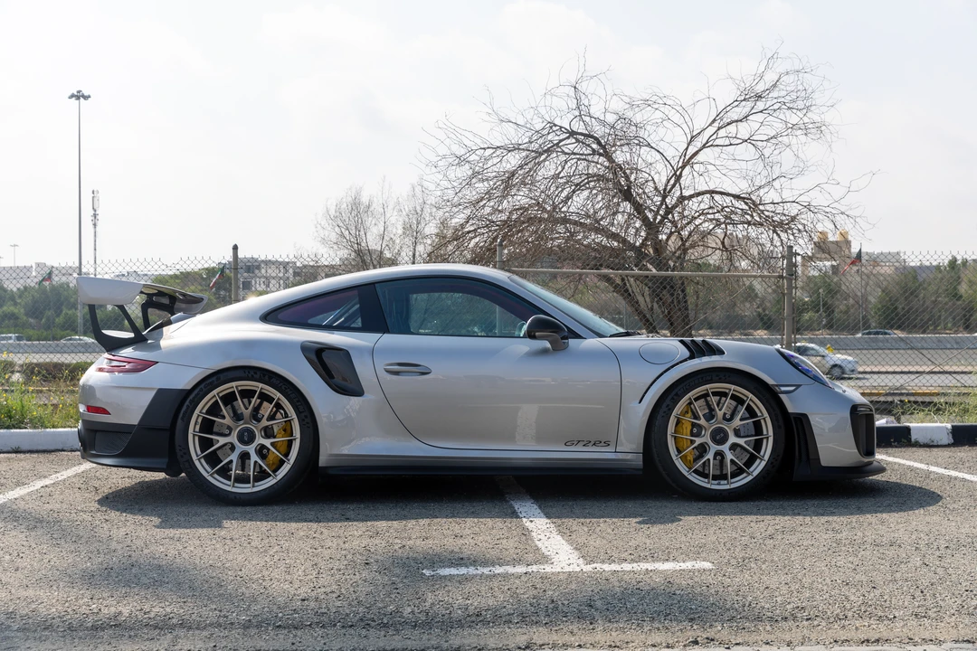 2019 Porsche 991 GT2 RS - Image 3 of 31