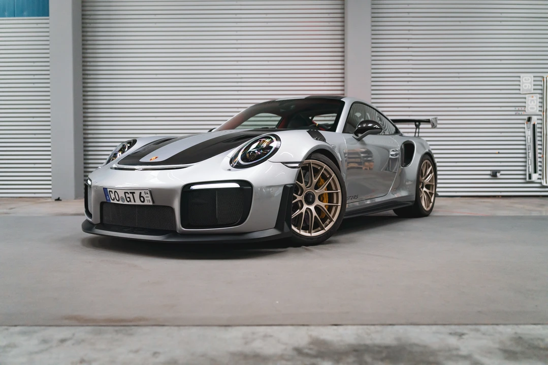 2018 Porsche 991 GT2 RS - Image 9 of 31