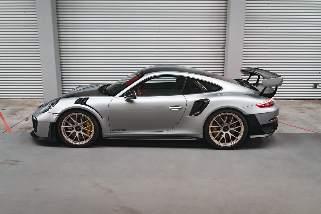 2018 Porsche 991 GT2 RS - Image 23 of 31