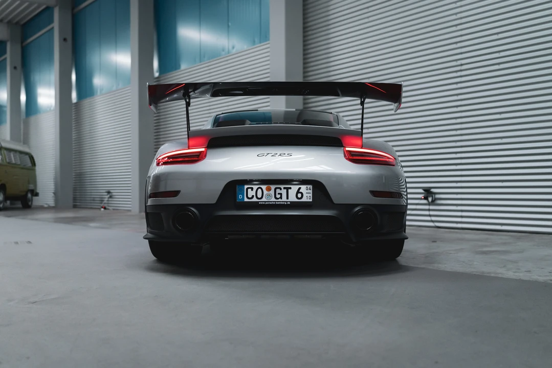2018 Porsche 991 GT2 RS - Image 29 of 31