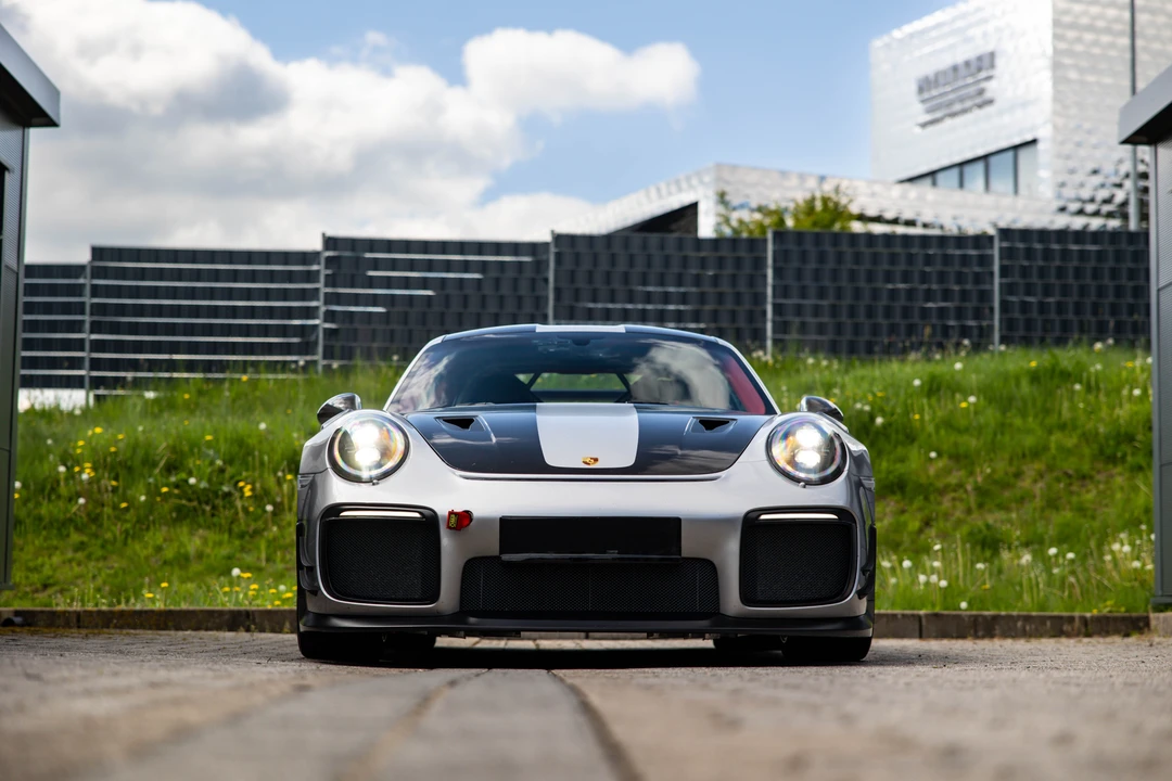 2018 Porsche 991 Carrera - Image 9 of 31